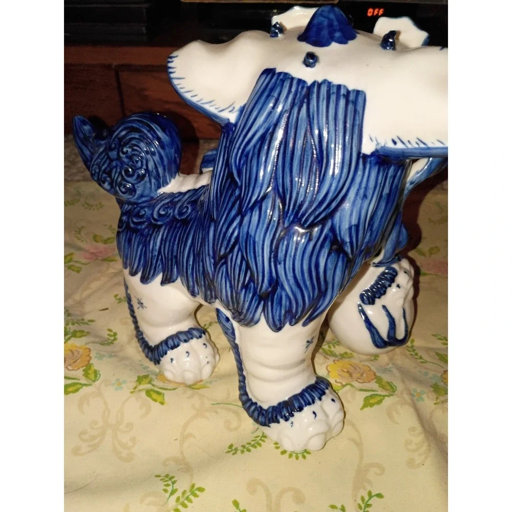 Chinoiserie Blue and‎ White Porcelain Foo Dog